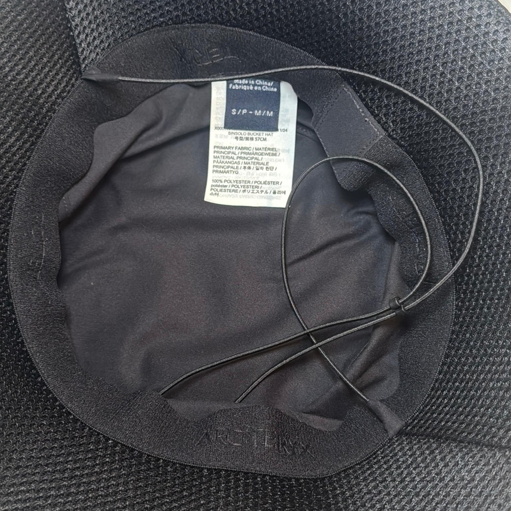 NWOT Arc'teryx Sinsola Bucket Hat Black  Light Breathable Sun Hat Small/M Unisex - Picture 5 of 14
